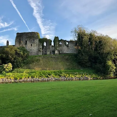 2 Bed In 85514 Apartment *