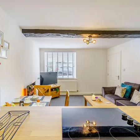 2 Bed In Oc-85514 *